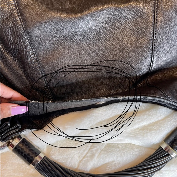 Micheal Kors Hobo Purse - Picture 12 of 12